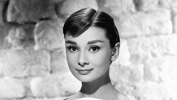 Subastan hoy el armario de Audrey Hepburn-0